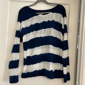 Womens long sleeve shirt blue and white XL